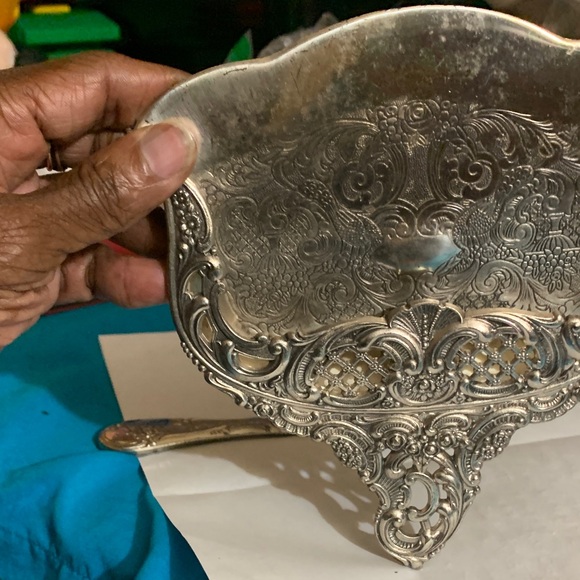 Antique Silver Plated Ornate Crumb Catcher & Matching Brush - Picture 4 of 16